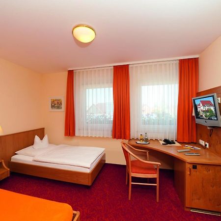 Gasthof - Hotel Zum Ochsen Gmbh Berghulen Eksteriør bilde