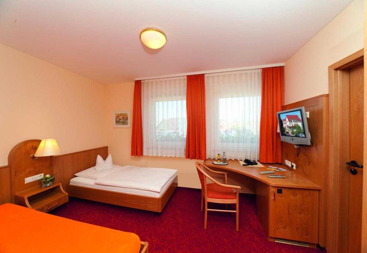 Gasthof - Hotel Zum Ochsen Gmbh Berghulen Eksteriør bilde
