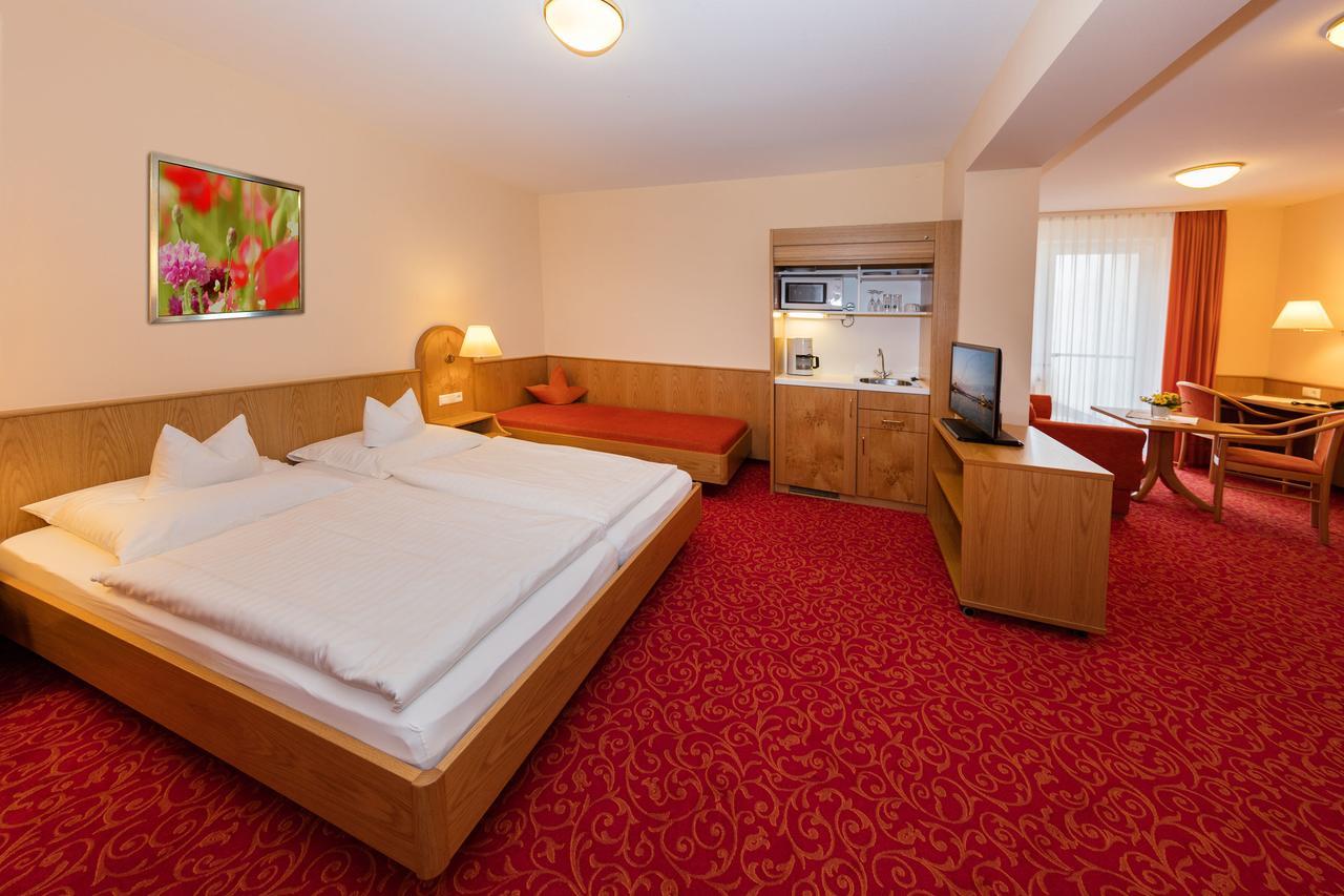 Gasthof - Hotel Zum Ochsen Gmbh Berghulen Eksteriør bilde
