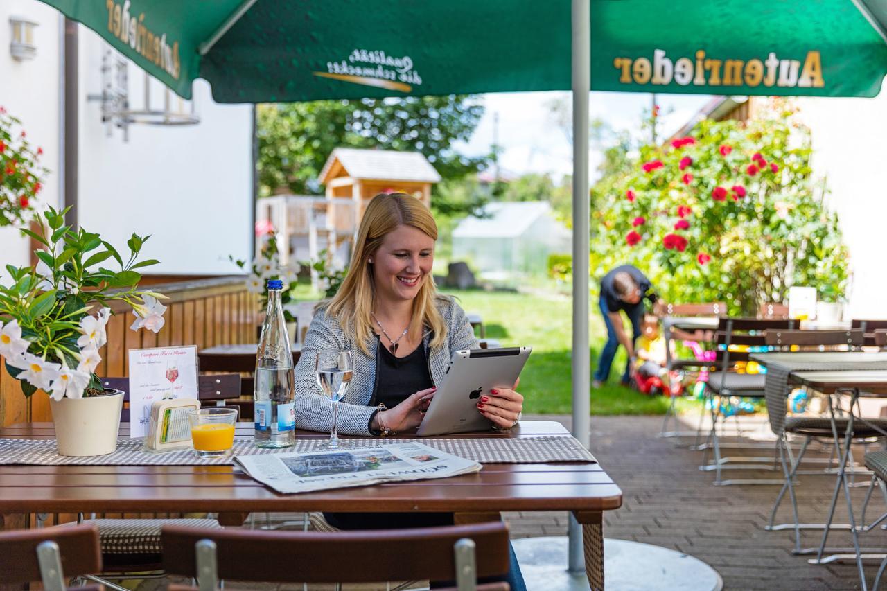 Gasthof - Hotel Zum Ochsen Gmbh Berghulen Eksteriør bilde