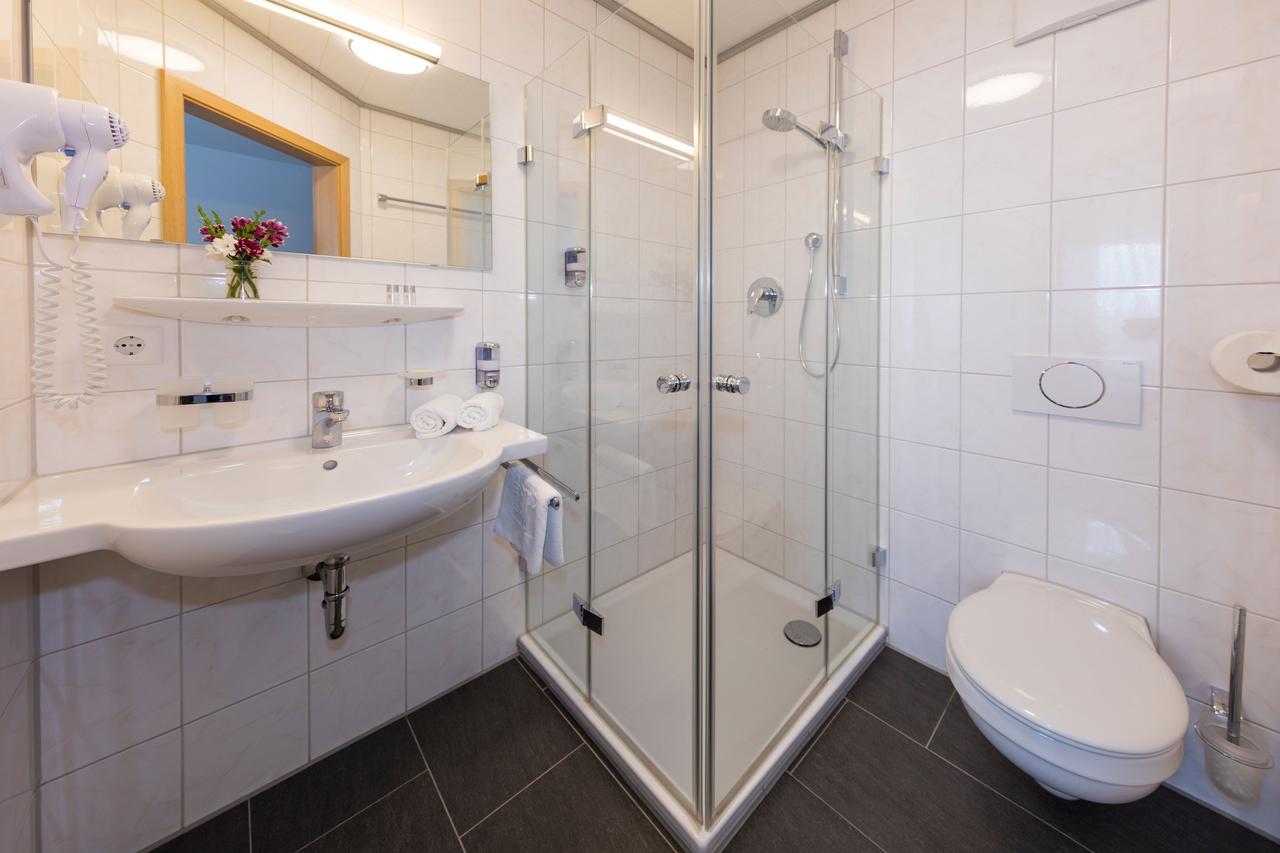 Gasthof - Hotel Zum Ochsen Gmbh Berghulen Eksteriør bilde
