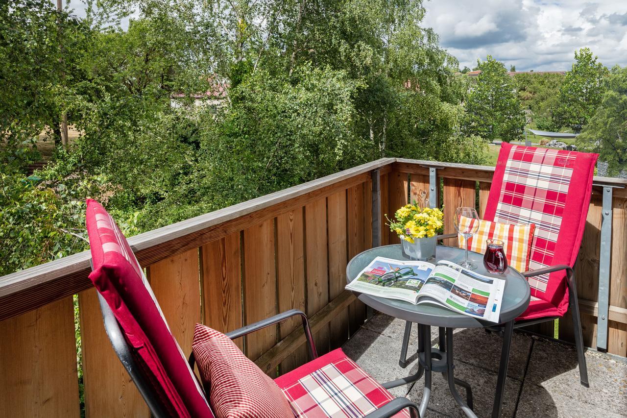 Gasthof - Hotel Zum Ochsen Gmbh Berghulen Eksteriør bilde