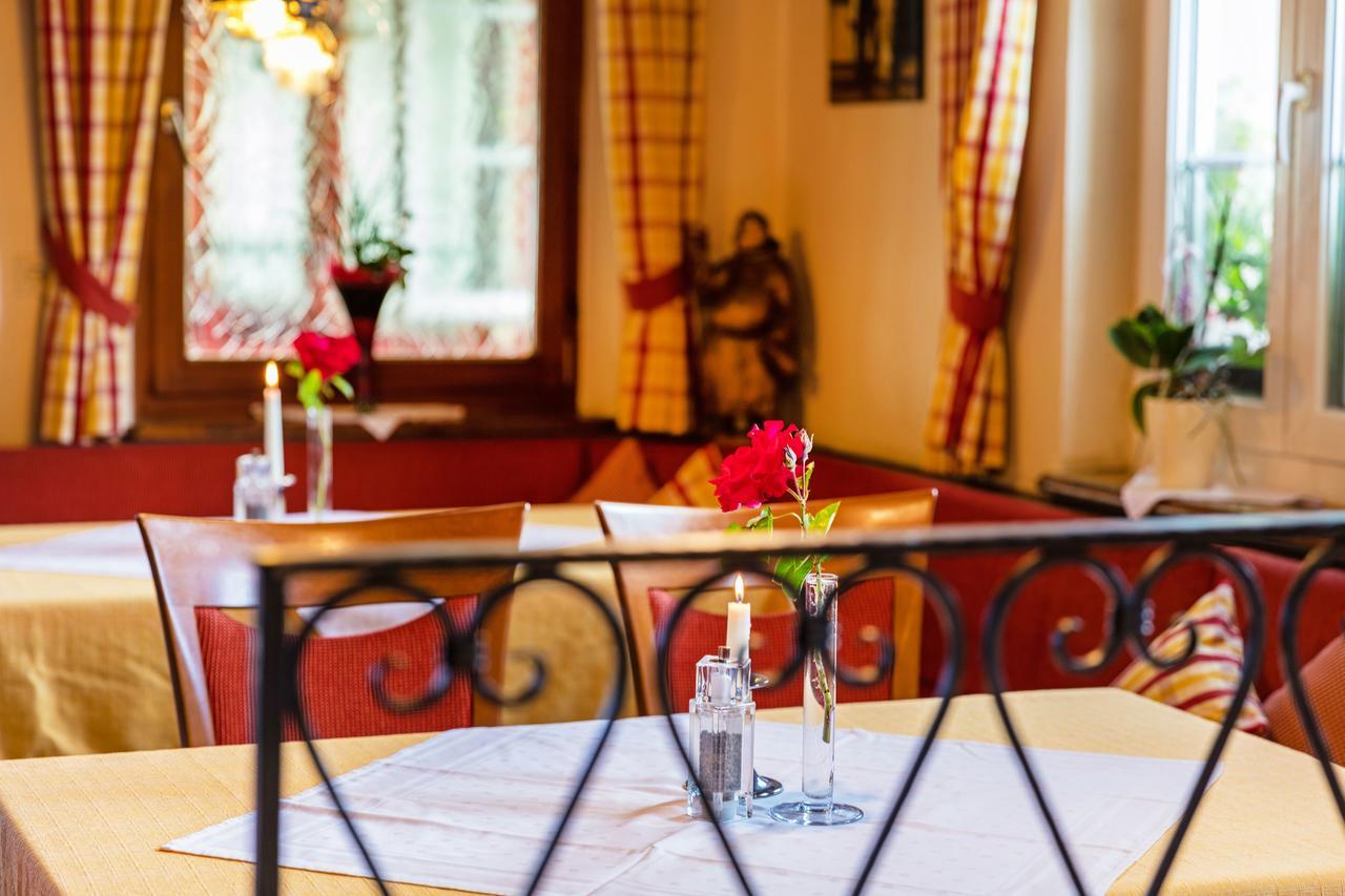 Gasthof - Hotel Zum Ochsen Gmbh Berghulen Eksteriør bilde